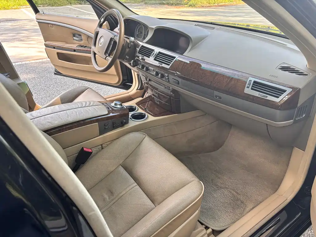 BMW 7 Series 2002 — фото 9