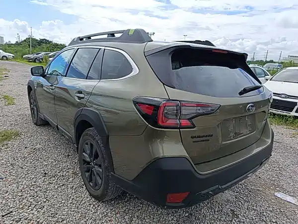 Subaru Outback 2024
