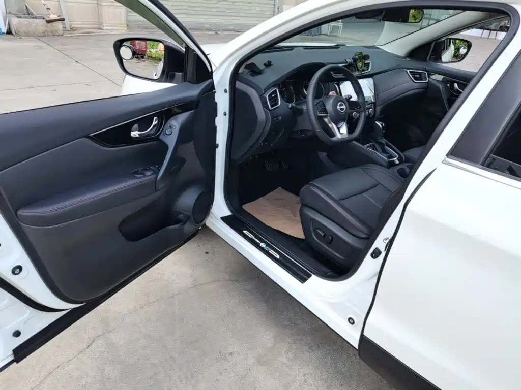 Nissan Qashqai 2023 — фото 16
