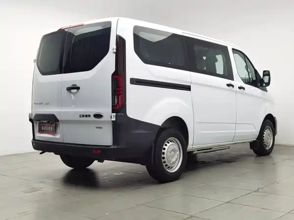 Ford Transit 2023