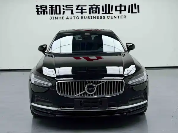 Volvo S90 2023