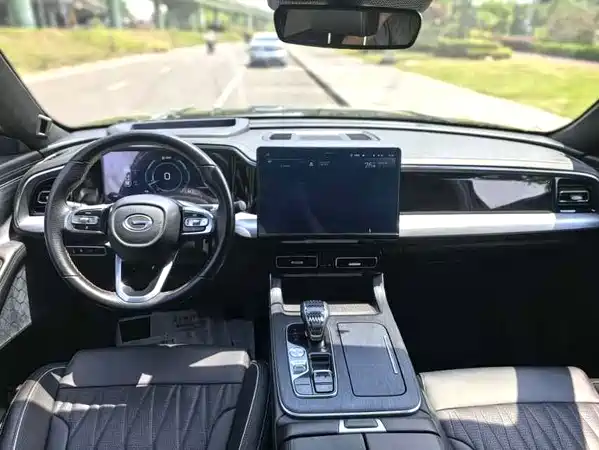 GAC Trumpchi GS8 2022