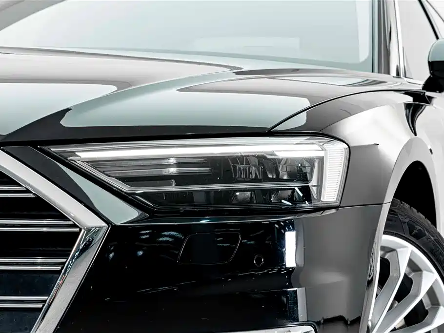 Audi A8 2021