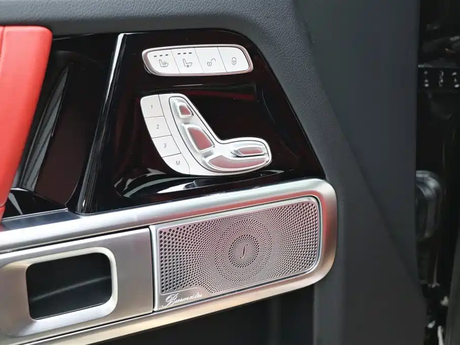 Mercedes-Benz G-Class 2023 — фото 11