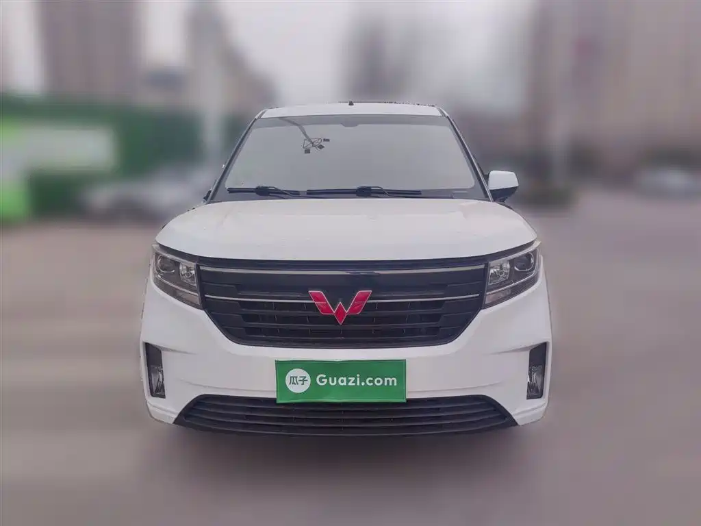 Wuling Hongguang PLUS 2020 — фото 24