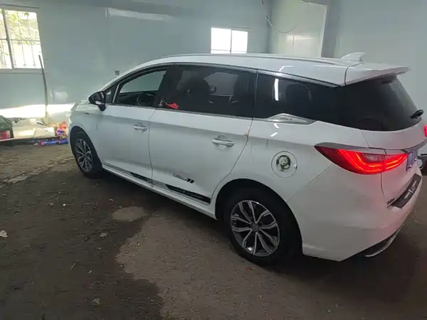 BYD Song MAX 2019