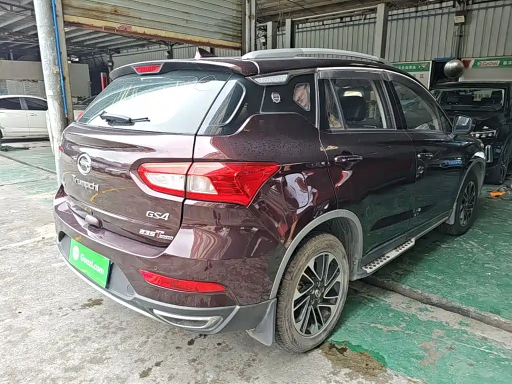 GAC Trumpchi GS4 2016 — фото 7