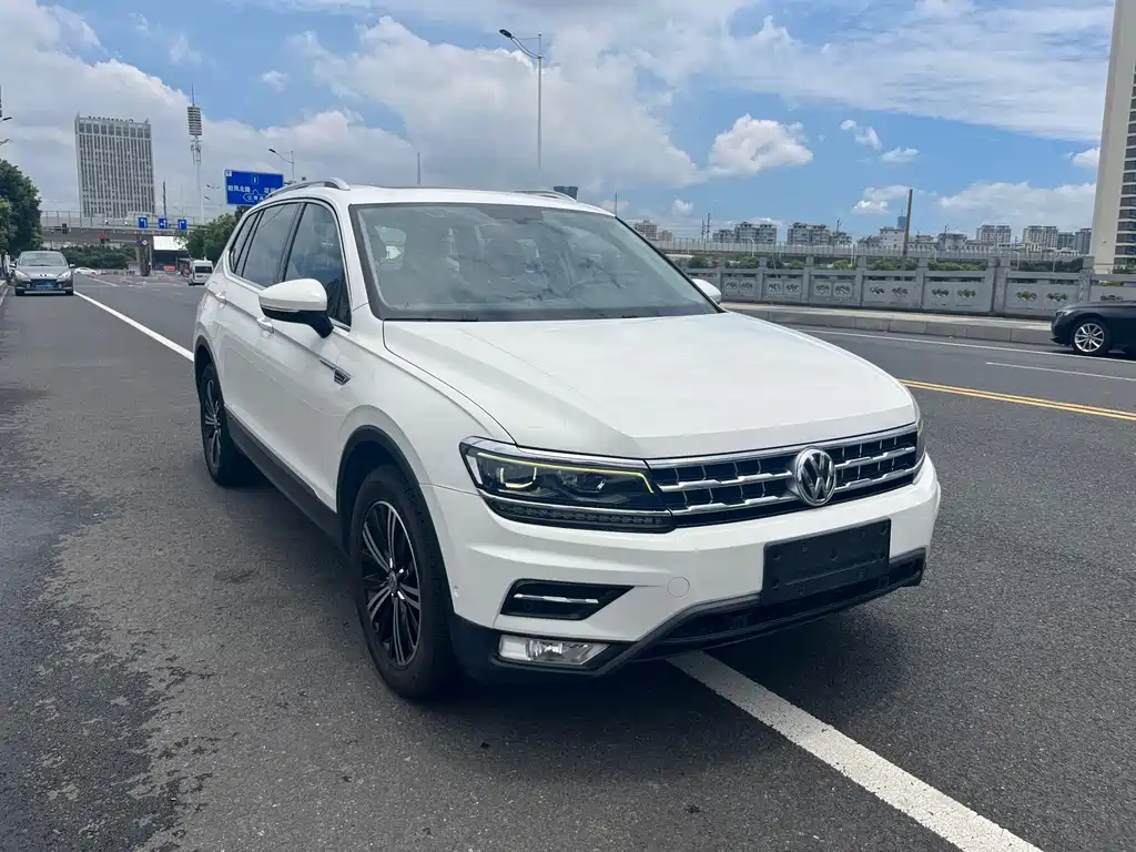 Volkswagen Tiguan L 2017