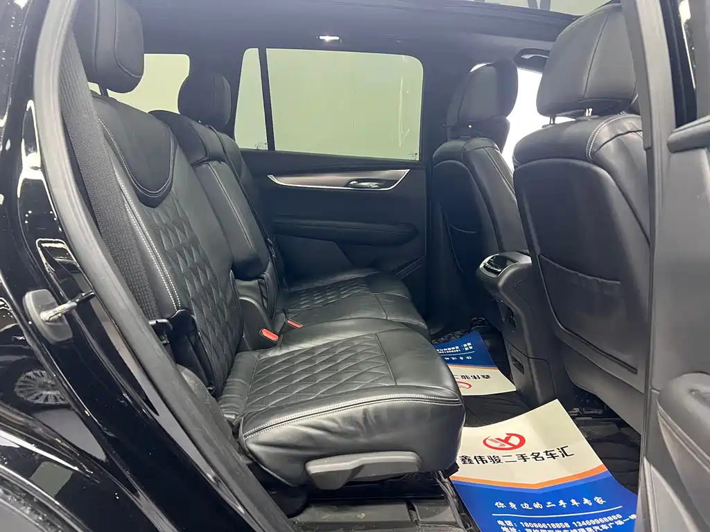 Cadillac XT6 2022 — фото 14