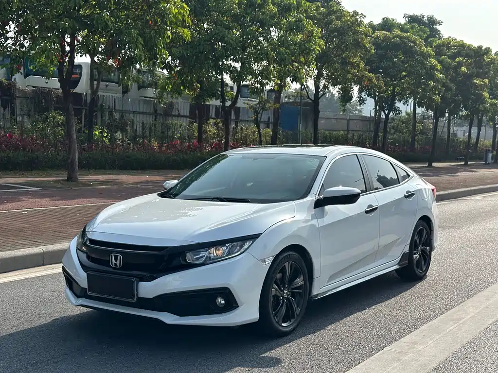 Honda Civic 2020 — фото 1