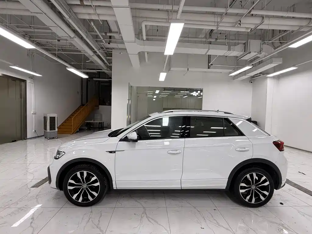 Volkswagen T-Roc 2020 — фото 3