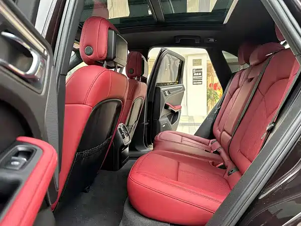 Porsche Macan 2016
