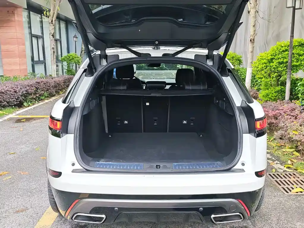 Land Rover Velar 2018 — фото 8