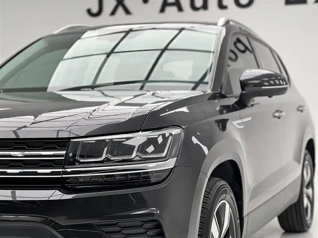 Volkswagen Tharu 2021