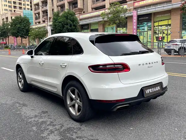 Porsche Macan 2015