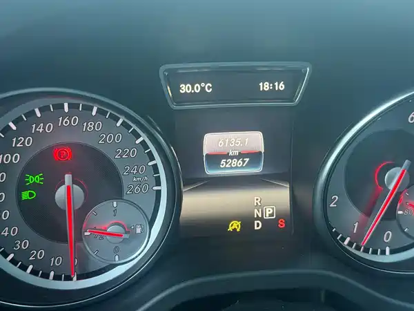 Mercedes-Benz GLA 2016