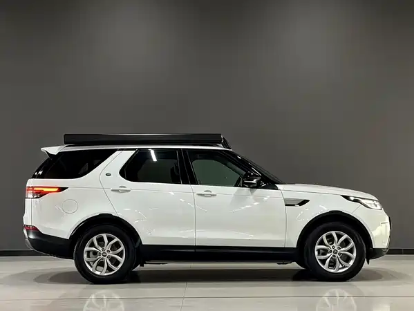 Land Rover Discovery 2018