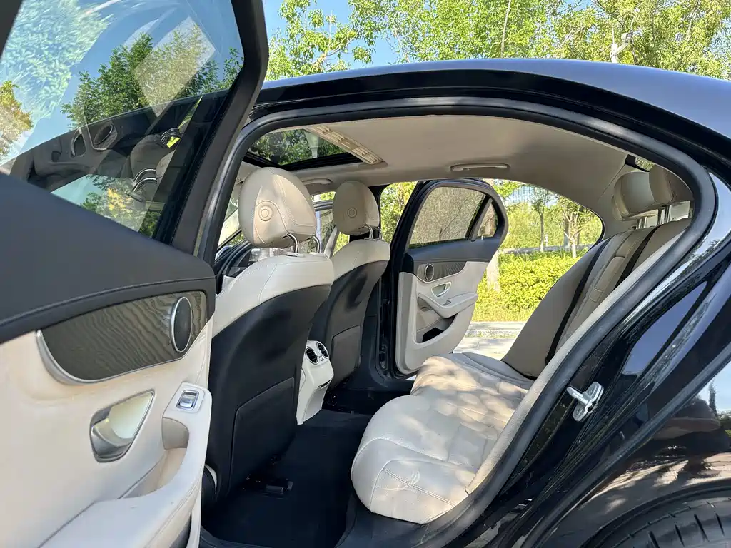 Mercedes-Benz C-Class 2015