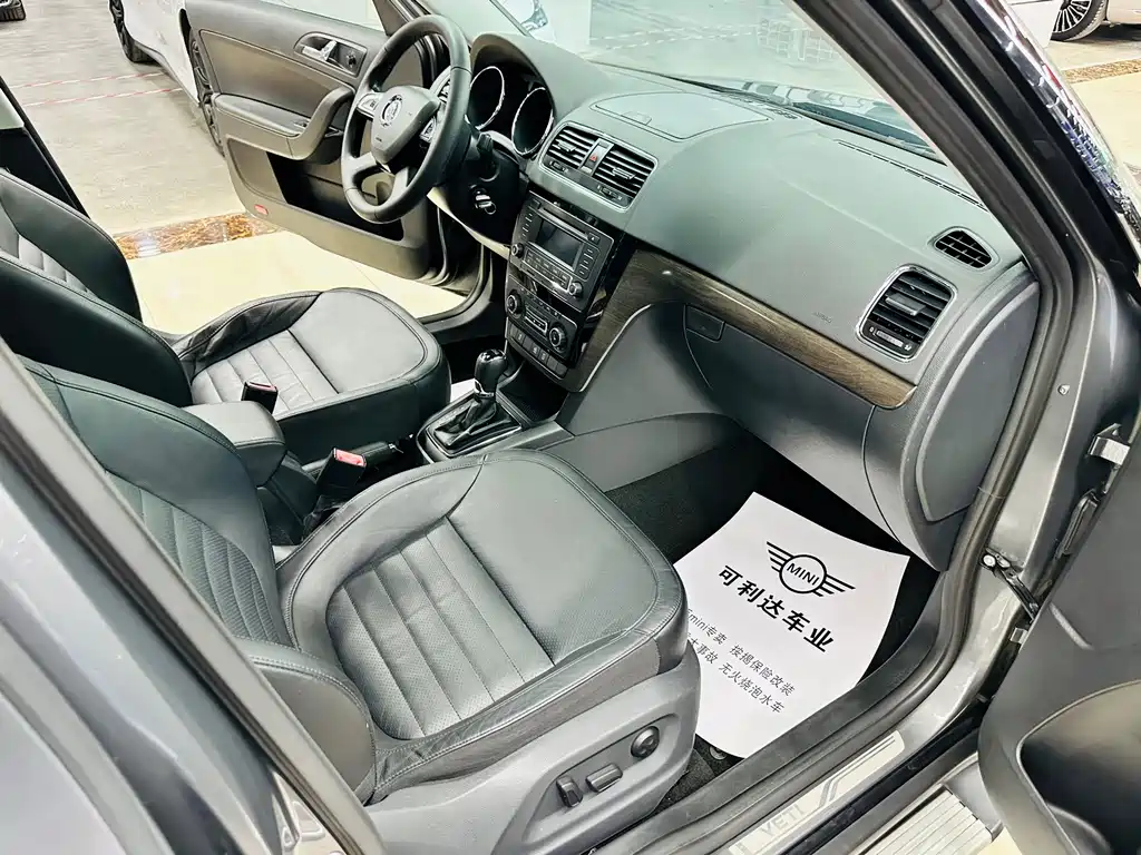 Skoda Yeti 2014 — фото 15