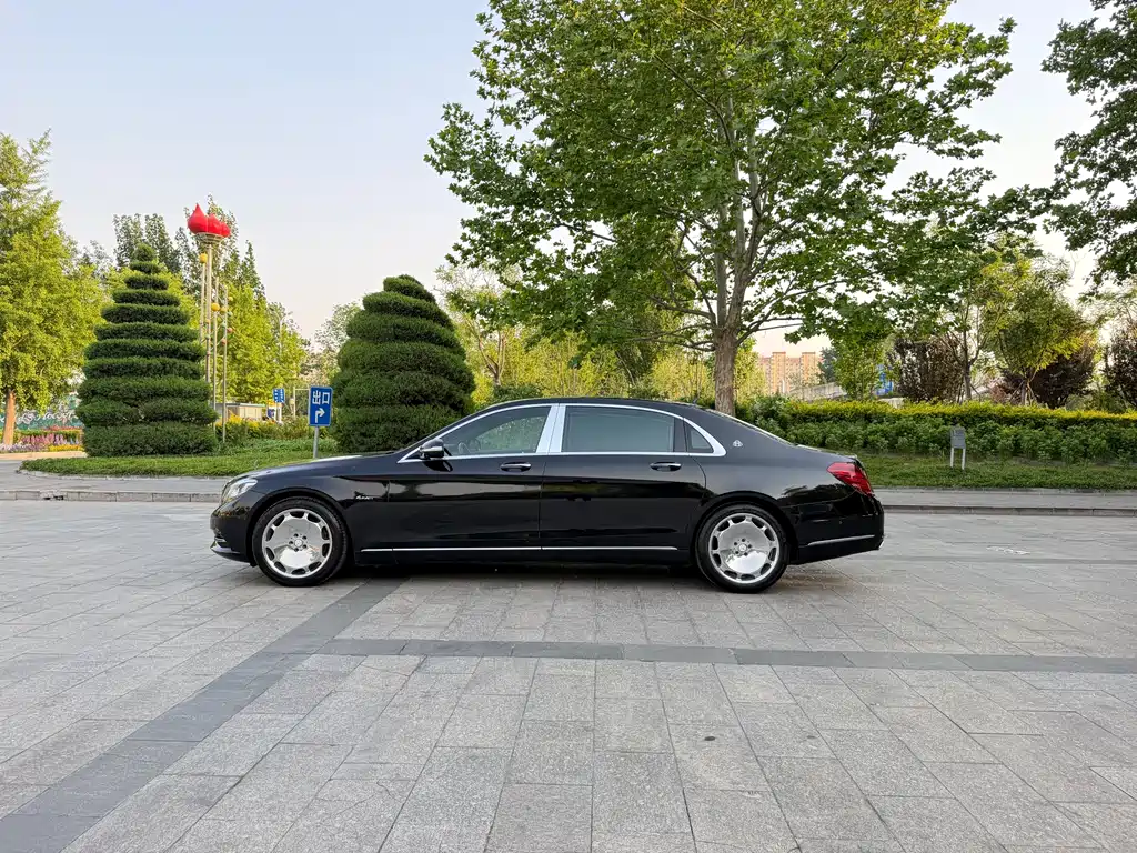 Mercedes-Benz S-Class 2015