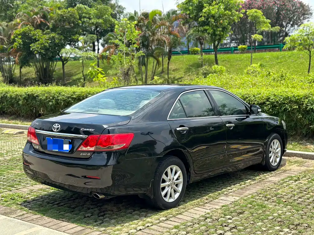 Toyota Camry 2009 — фото 6