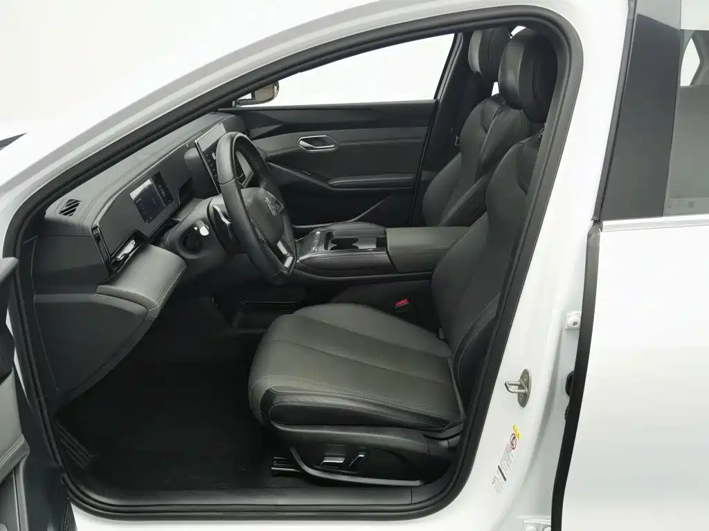 BYD Qin L 2025 — фото 10