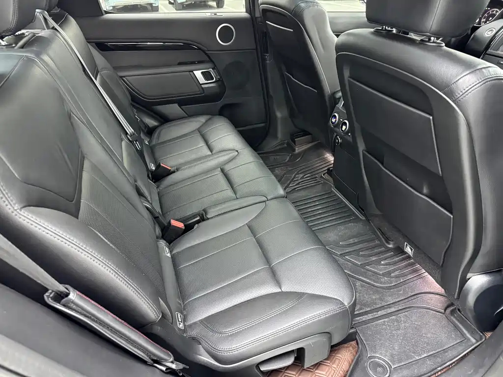 Land Rover Discovery 2020 — фото 12