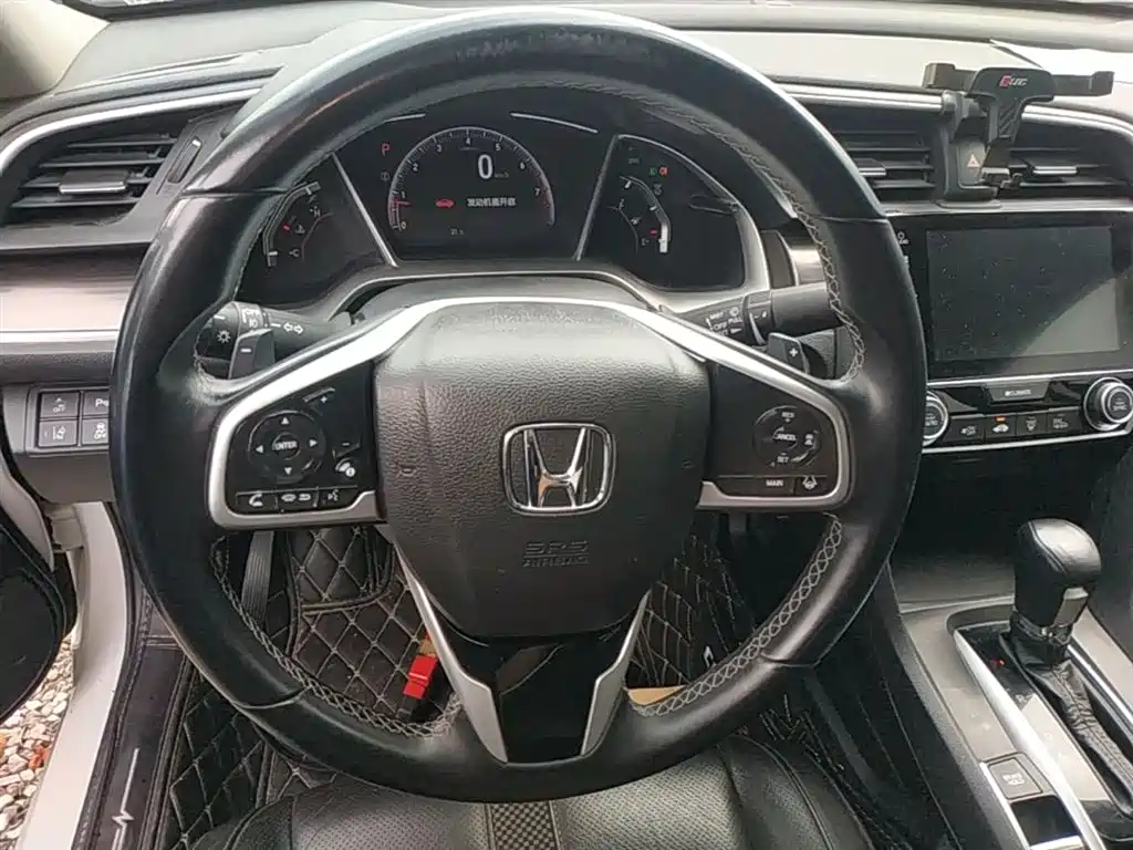 Honda Civic 2019 — фото 11