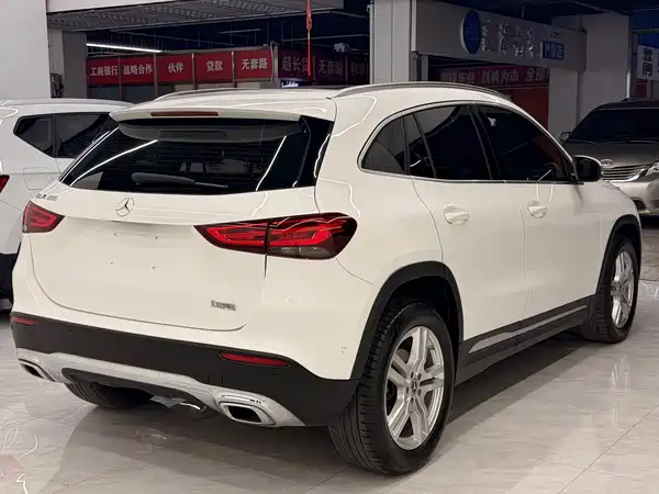 Mercedes-Benz GLA 2022