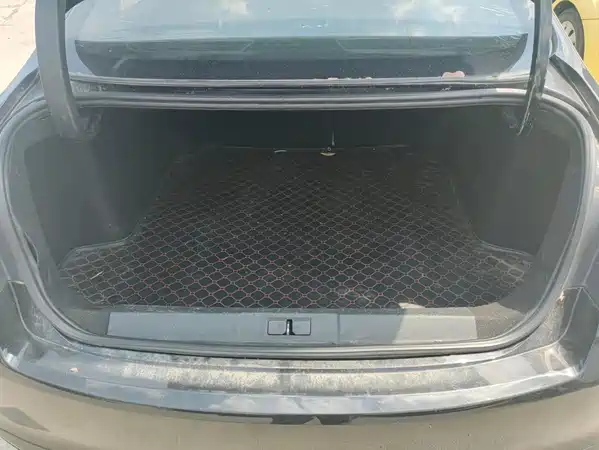 Peugeot 408 2016