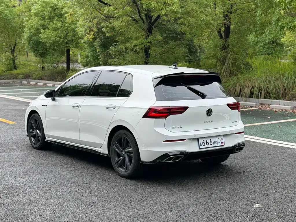 Volkswagen Golf 2022