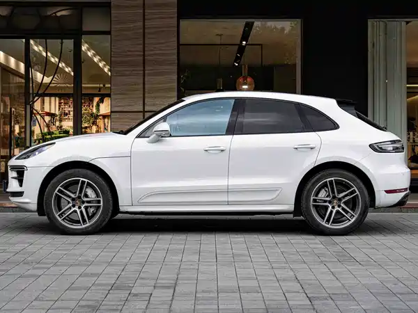 Porsche Macan 2022