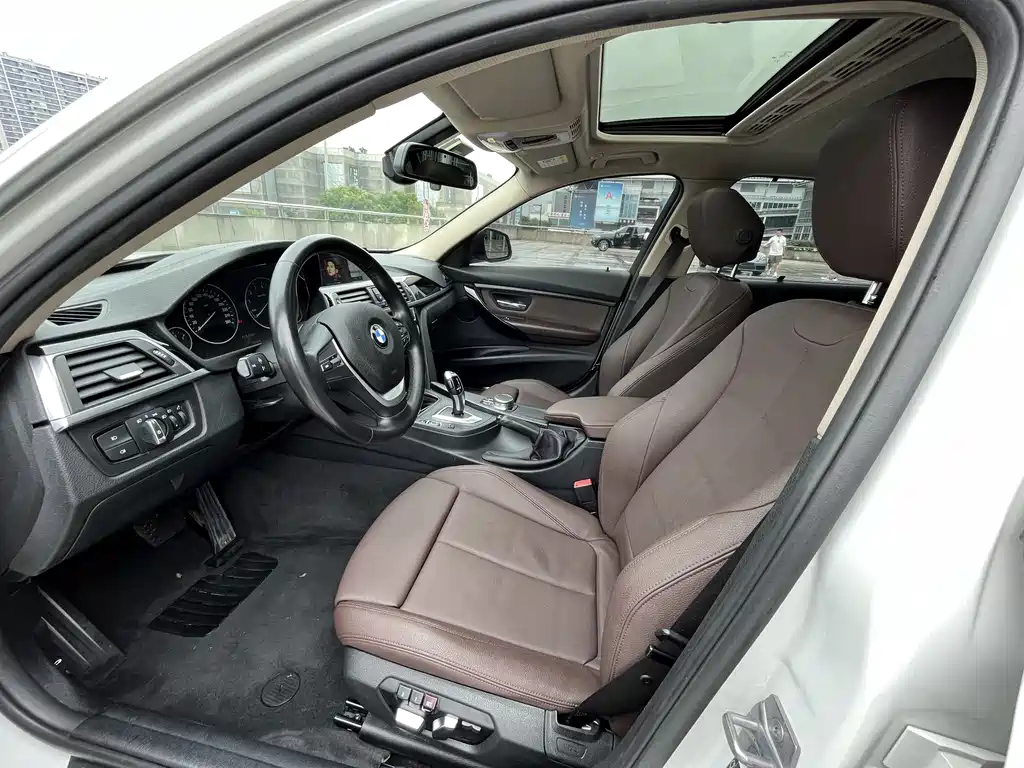BMW 3 Series 2019