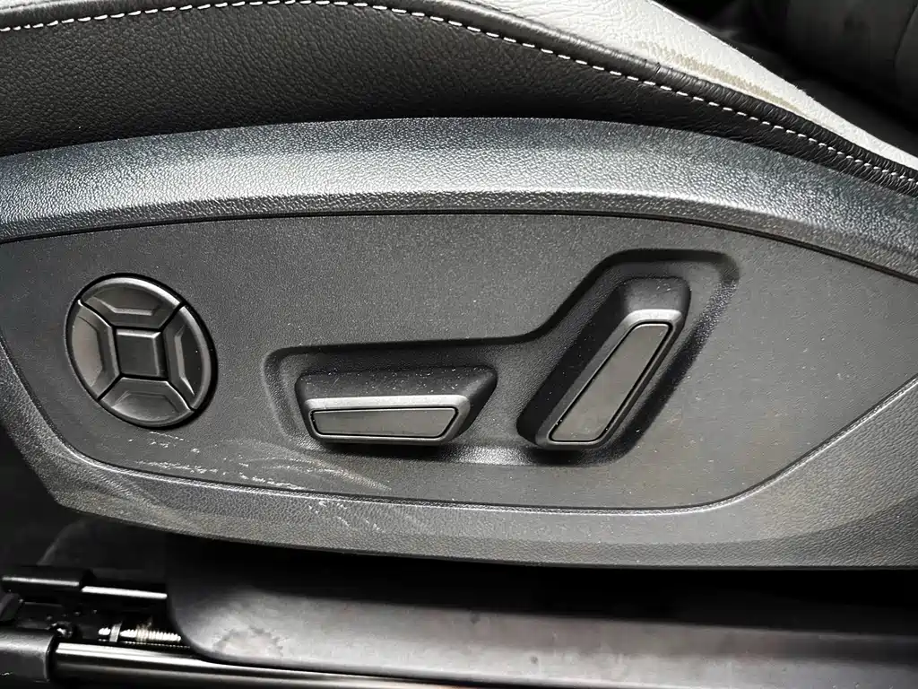 Audi Q3 2022 — фото 12