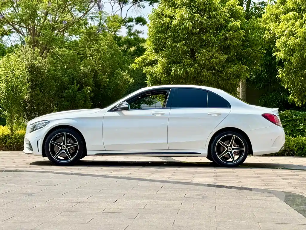 Mercedes-Benz C-Class 2020 — фото 10