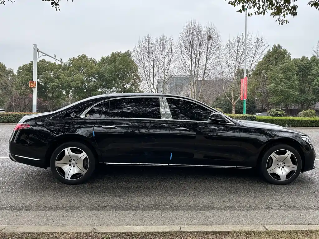 Mercedes-Benz S-Class 2023 — фото 6