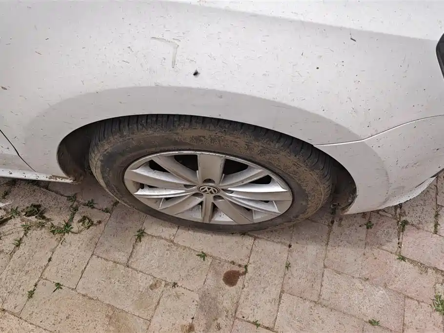 Volkswagen Polo 2014
