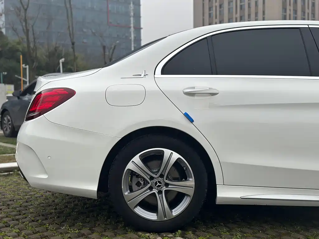 Mercedes-Benz C-Class 2020 — фото 21