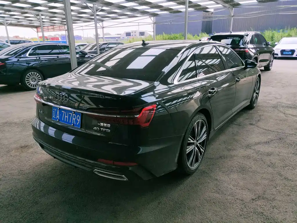 Audi A6L 2022
