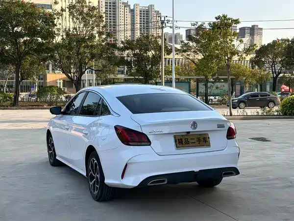 MG MG5 2022