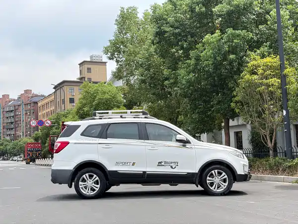 BAIC Huansu S3 2017
