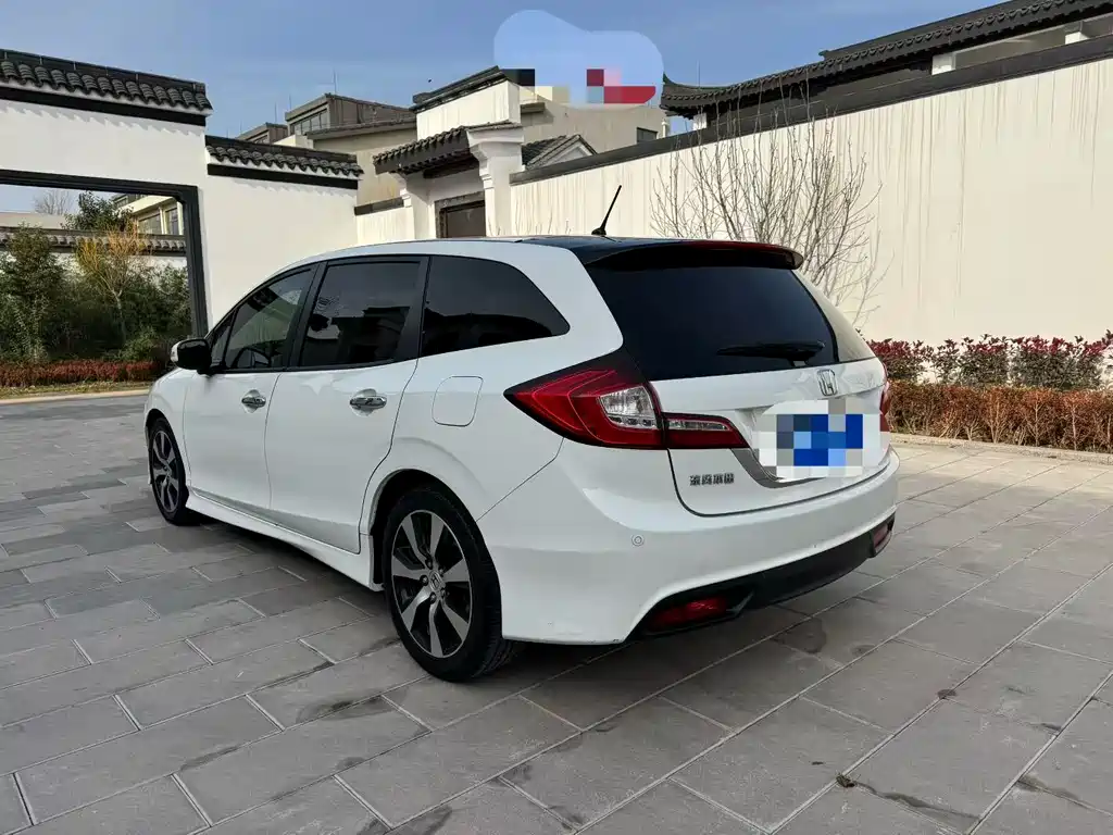 Honda Jade 2015 — фото 9