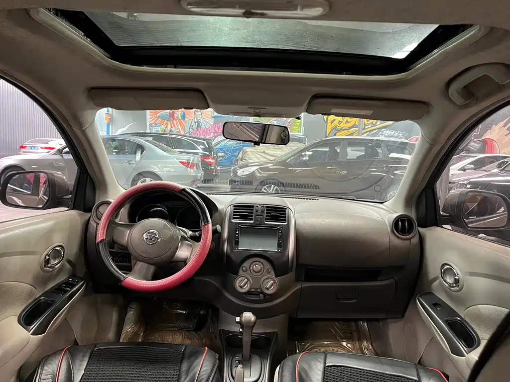 Nissan Sunny 2012 — фото 14