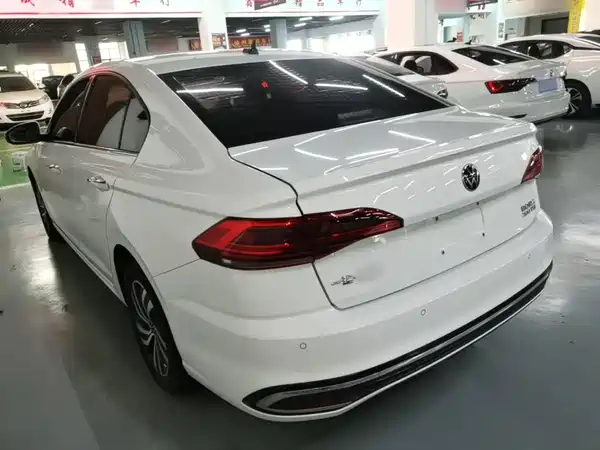 Volkswagen Bora 2023
