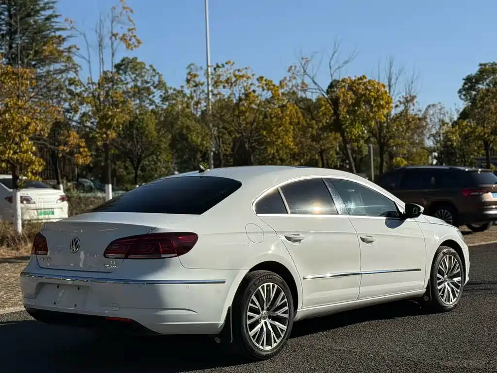 Volkswagen CC 2016 — фото 17