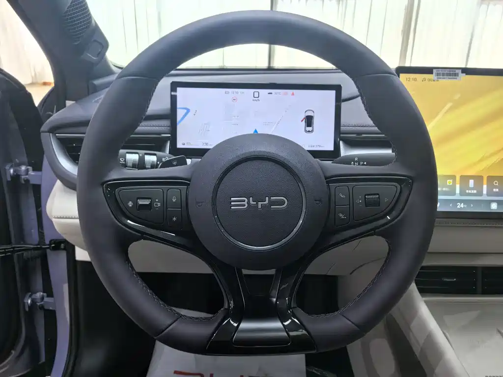BYD Seal 06GT 2026 — фото 12