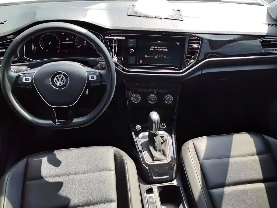 Volkswagen T-Roc 2020 — фото 12