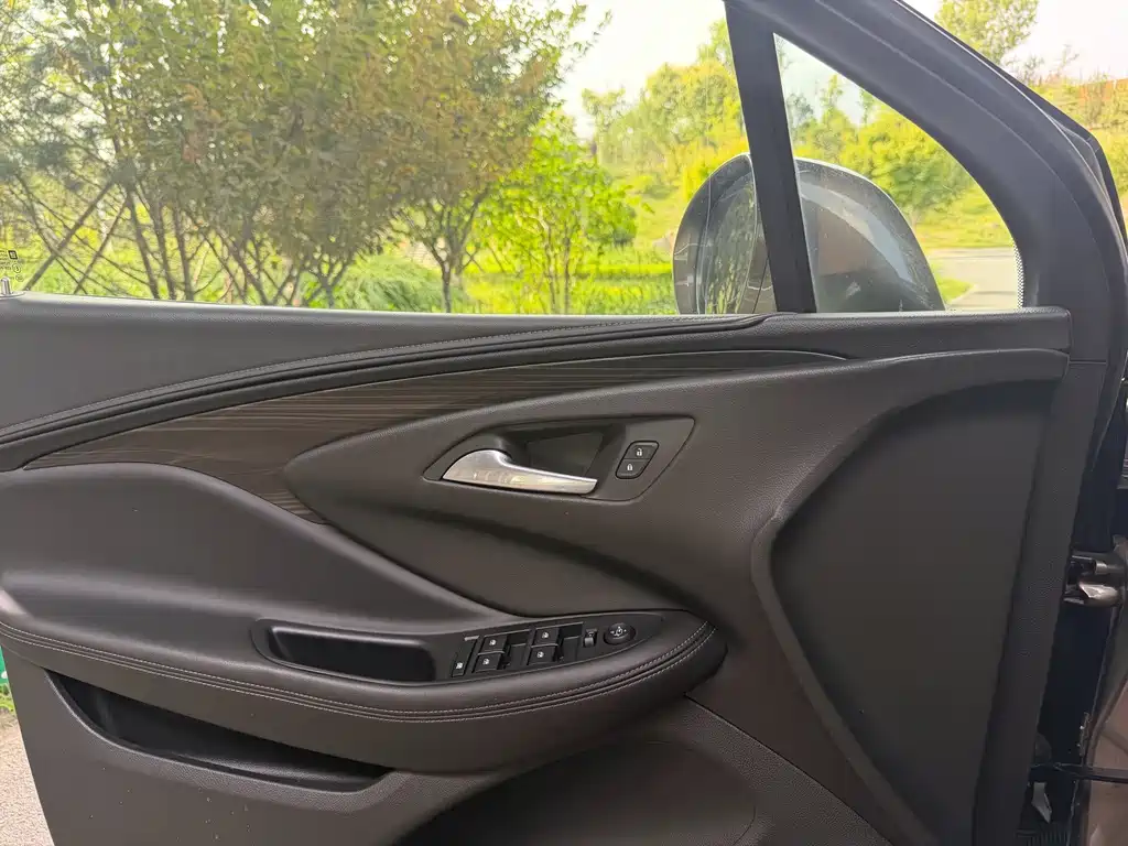 Buick Envision Plus 2019 — фото 19