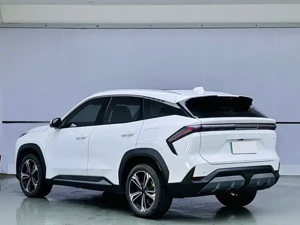 Geely Galaxy L7 2023