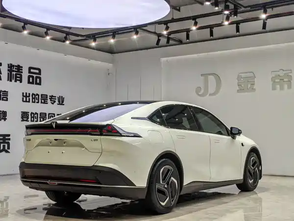 Deepal L07 2025